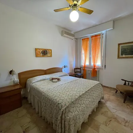Quite In Apartment Florence